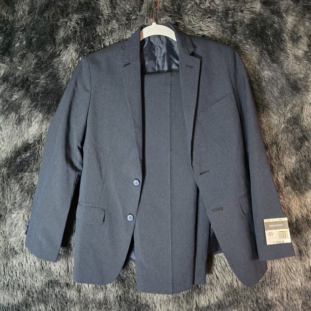 Van Heusen Men's Dark Navy Two-Piece Suit Blazer and Pants
